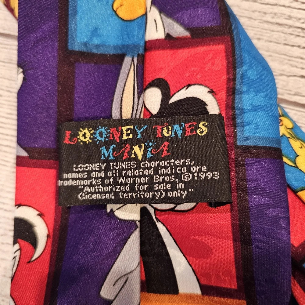 Vintage Looney Tunes Neck Tie Characters Bugs, Taz, Tweety, Road Runner, Daffy - Picture 4 of 5